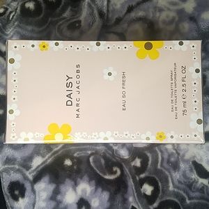Marc Jacobs Daisy Eau So Fresh